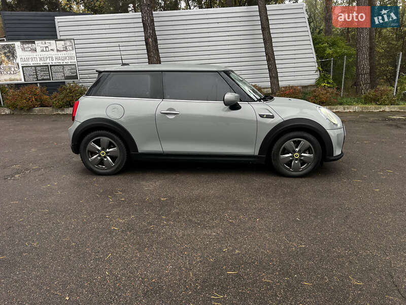 Хэтчбек MINI Cooper 2022 в Виннице