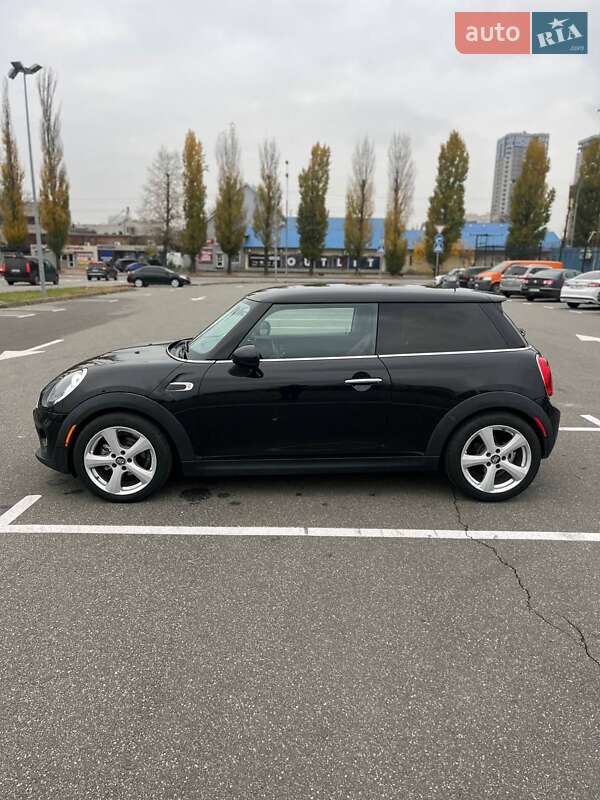 Хэтчбек MINI Cooper 2015 в Киеве фото 5 Хэтчбек MINI Cooper 2015 в Киеве