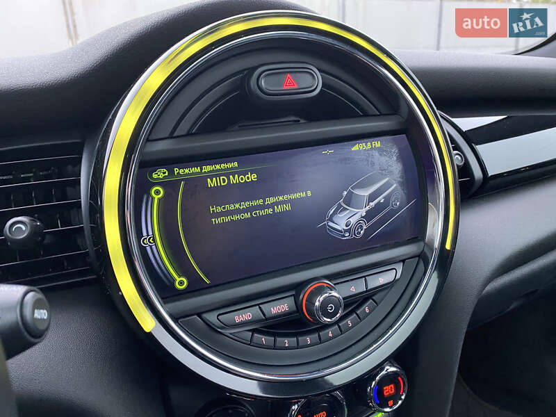 Хэтчбек MINI Cooper 2015 в Киеве