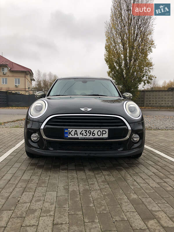 Хетчбек MINI Cooper 2015 в Києві
