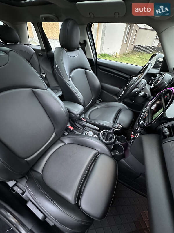 Хетчбек MINI Cooper 2015 в Києві