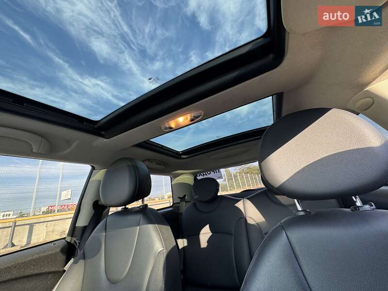 Хетчбек MINI Cooper 2012 в Первомайську