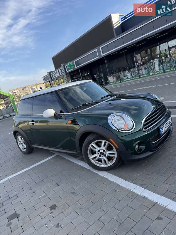 Хетчбек MINI Cooper 2012 в Первомайську