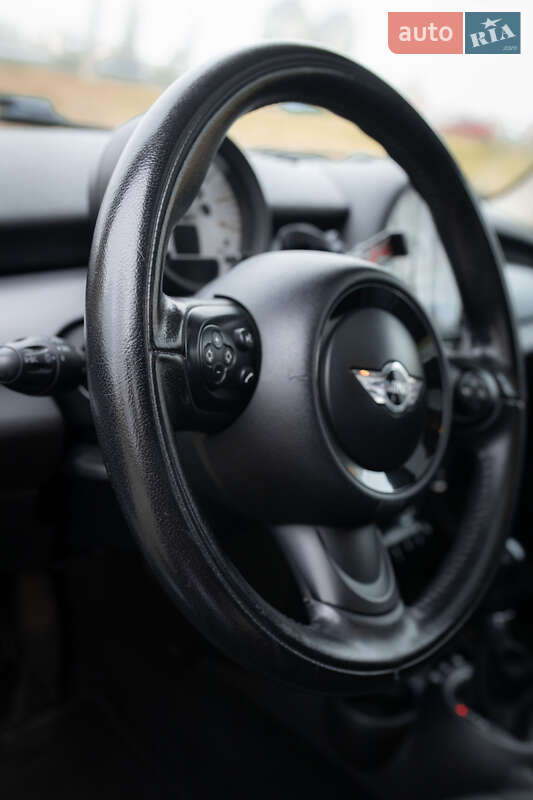 Хетчбек MINI Cooper 2013 в Києві