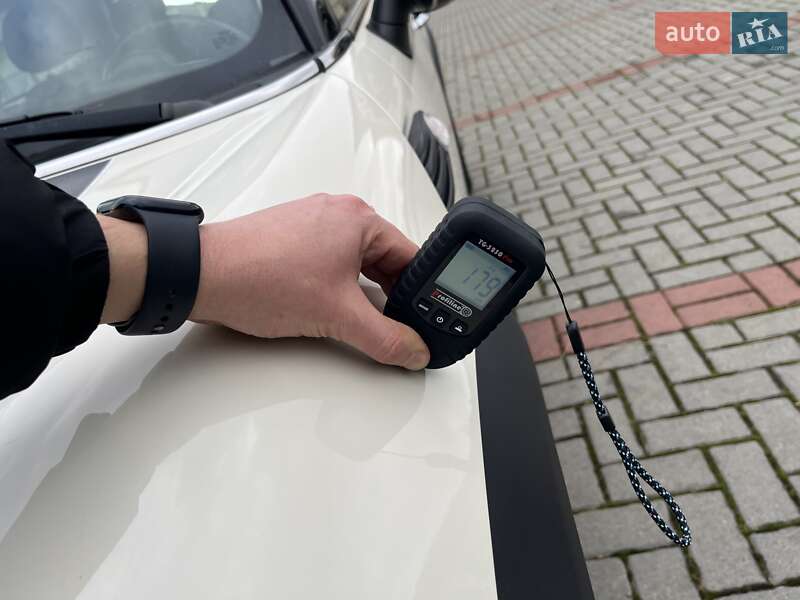 Хэтчбек MINI Cooper 2011 в Золочеве