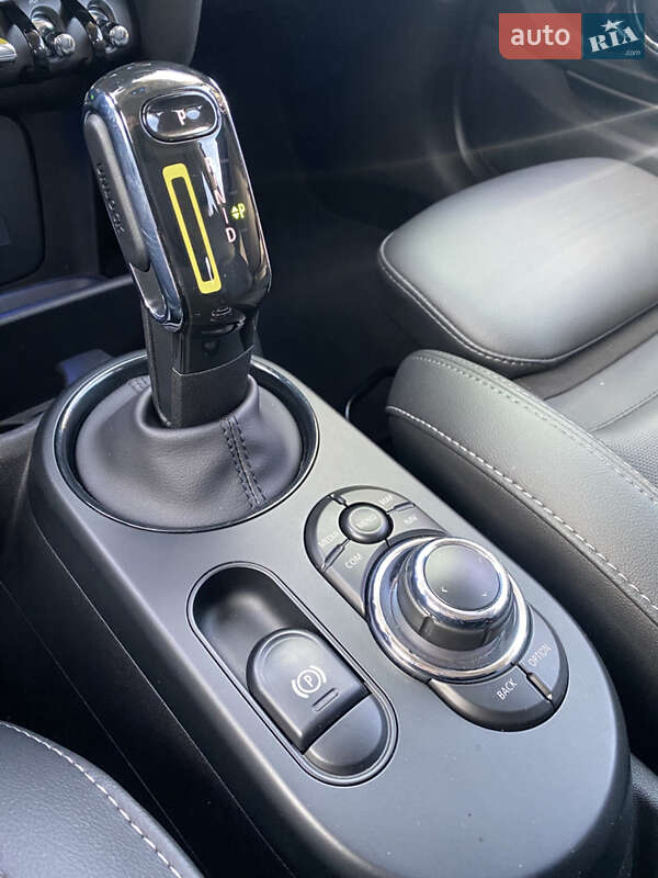 Хетчбек MINI Cooper 2021 в Києві фото 27 Хетчбек MINI Cooper 2021 в Києві