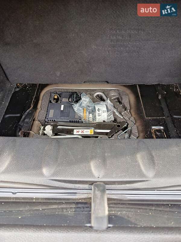 Хетчбек MINI Cooper 2012 в Дніпрі