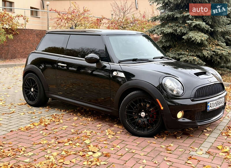 MINI Cooper 2010