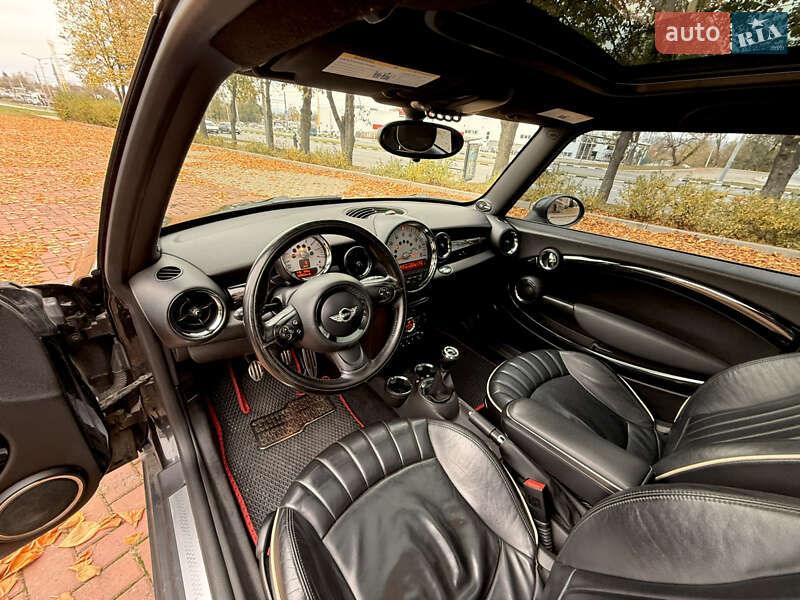 Хэтчбек MINI Cooper 2010 в Харькове