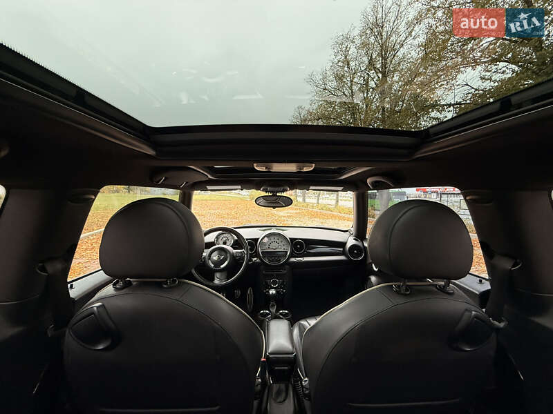 Хэтчбек MINI Cooper 2010 в Харькове