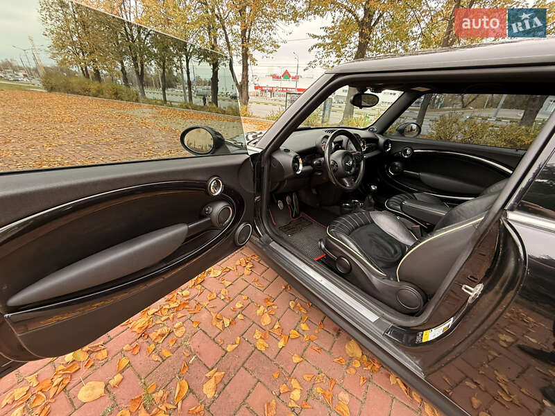 Хэтчбек MINI Cooper 2010 в Харькове