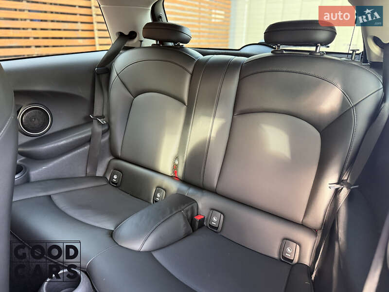 Хэтчбек MINI Cooper 2015 в Одессе