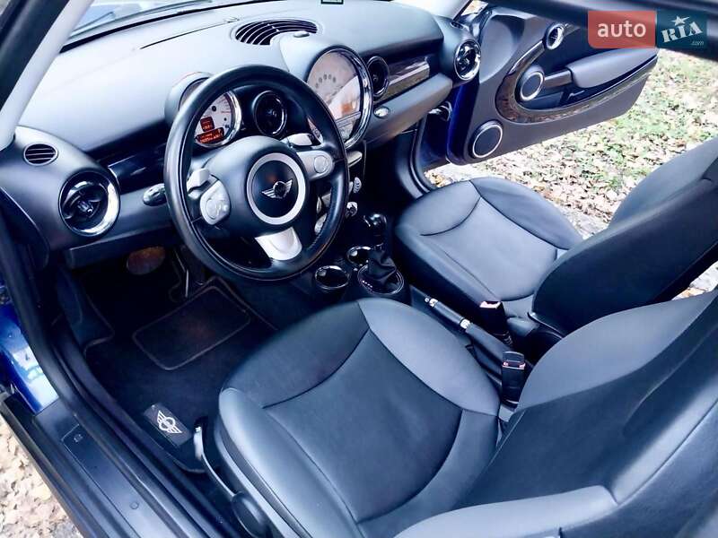 Хэтчбек MINI Cooper 2008 в Солотвине