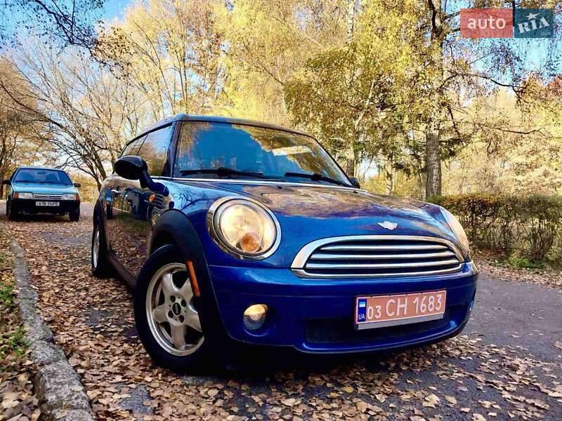 Хэтчбек MINI Cooper 2008 в Солотвине