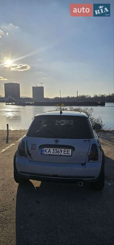 Хетчбек MINI Cooper 2006 в Києві