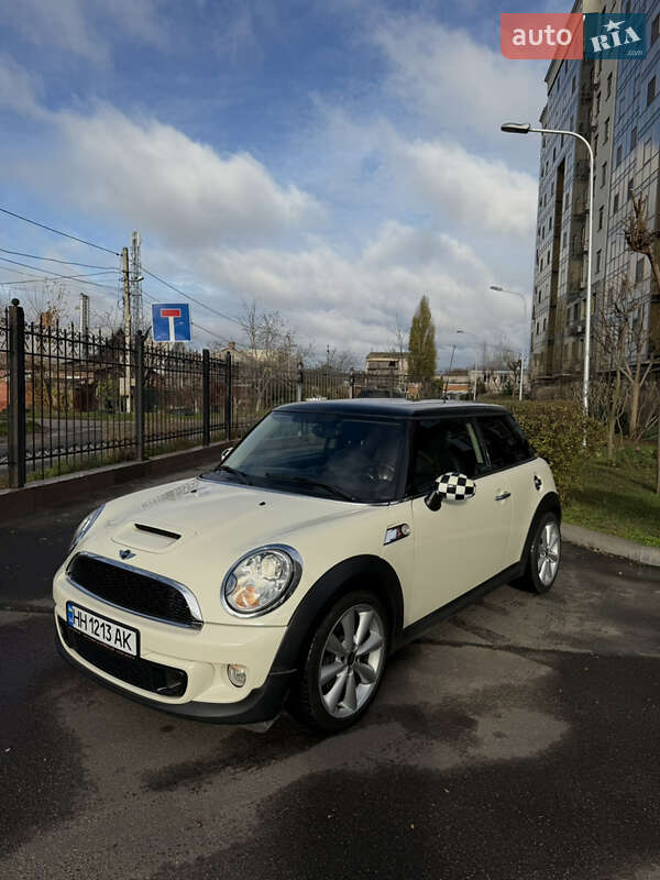 Хетчбек MINI Cooper 2013 в Одесі фото Хетчбек MINI Cooper 2013 в Одесі