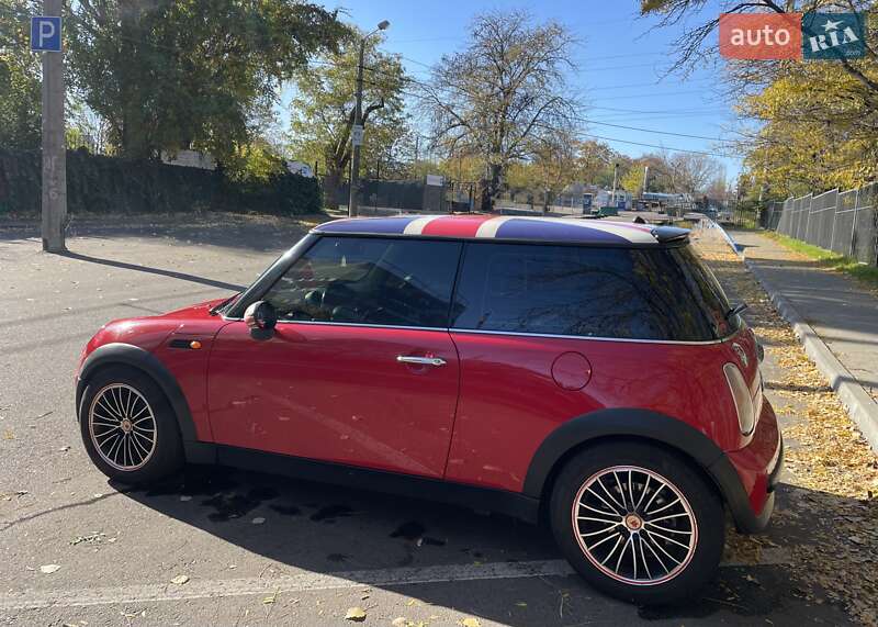 Хэтчбек MINI Cooper 2004 в Одессе
