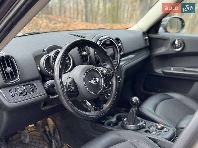 Хэтчбек MINI Cooper 2017 в Львове