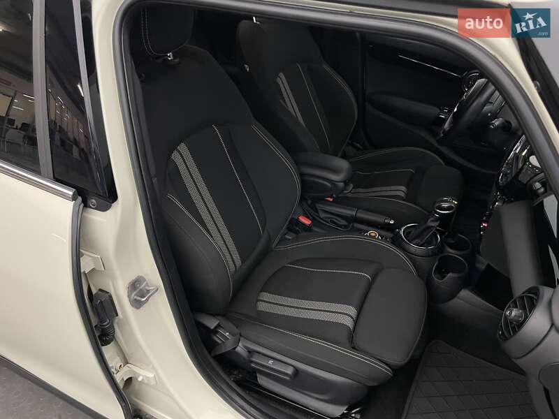 Хэтчбек MINI Cooper 2014 в Киеве фото 21 Хэтчбек MINI Cooper 2014 в Киеве