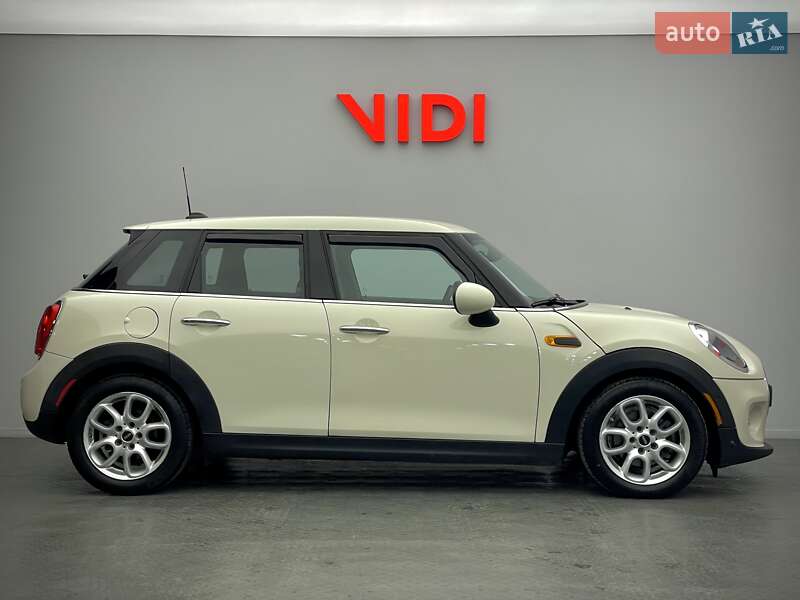 Хэтчбек MINI Cooper 2014 в Киеве фото 4 Хэтчбек MINI Cooper 2014 в Киеве