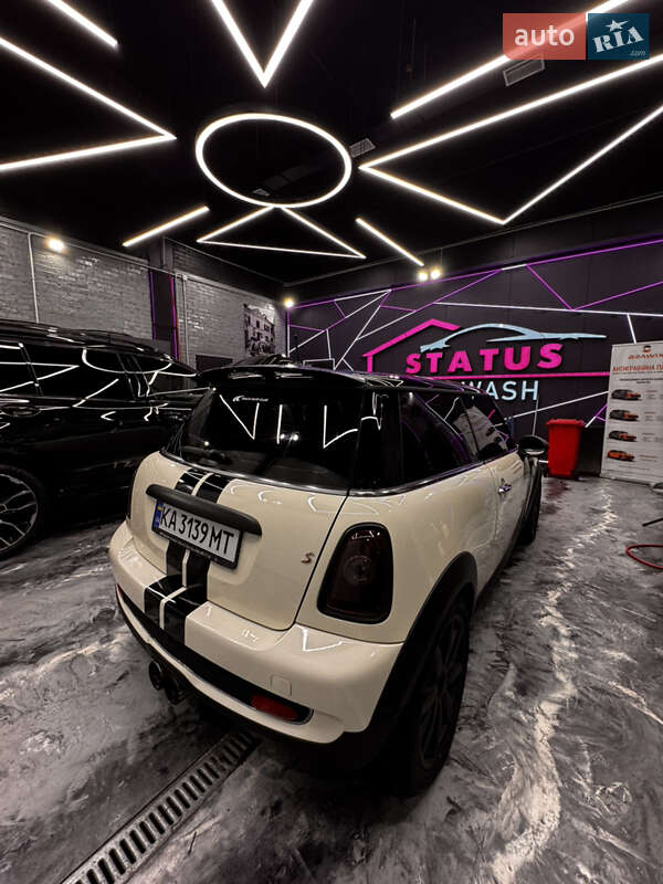 Хэтчбек MINI Cooper 2007 в Киеве фото 3 Хэтчбек MINI Cooper 2007 в Киеве