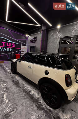 Хэтчбек MINI Cooper 2007 в Киеве