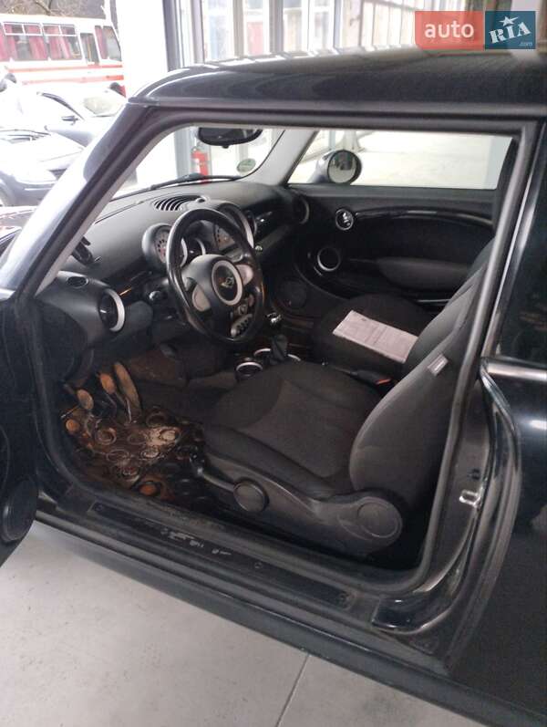 Хэтчбек MINI Cooper 2008 в Виннице