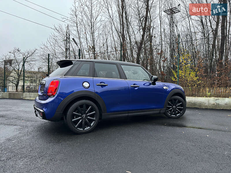 Хэтчбек MINI Cooper 2020 в Киеве