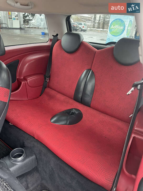 Хэтчбек MINI Cooper 2004 в Городке