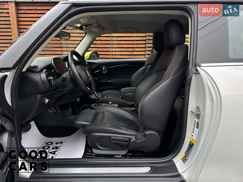 Хэтчбек MINI Cooper 2021 в Одессе