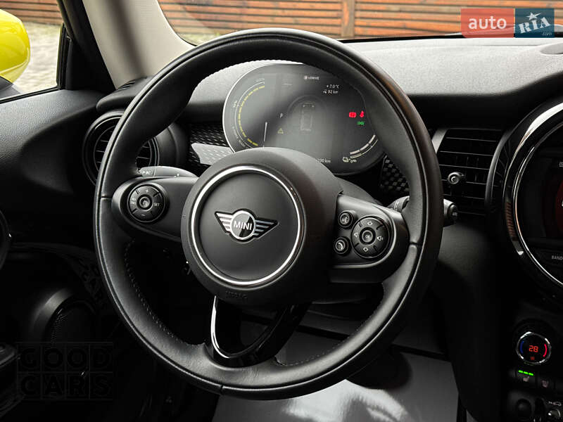 Хэтчбек MINI Cooper 2021 в Одессе