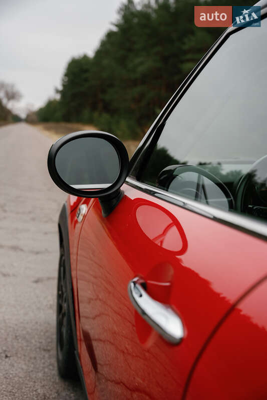 Хэтчбек MINI Cooper 2021 в Кременчуге фото 33 Хэтчбек MINI Cooper 2021 в Кременчуге