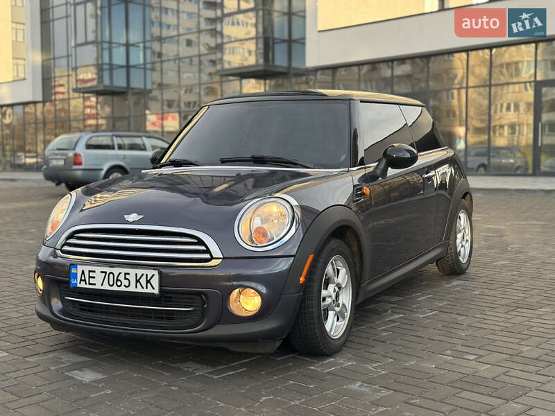 MINI Cooper 2013