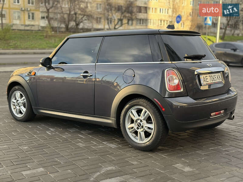 Хэтчбек MINI Cooper 2013 в Днепре