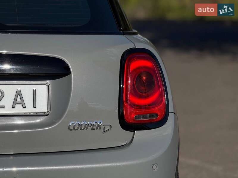 Хэтчбек MINI Cooper 2015 в Кривом Роге