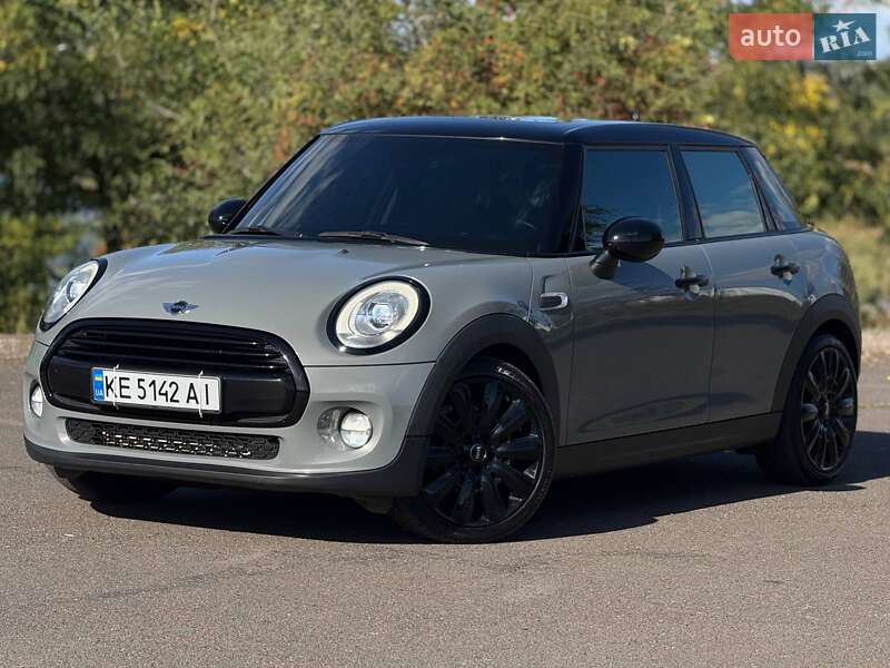 Хэтчбек MINI Cooper 2015 в Кривом Роге