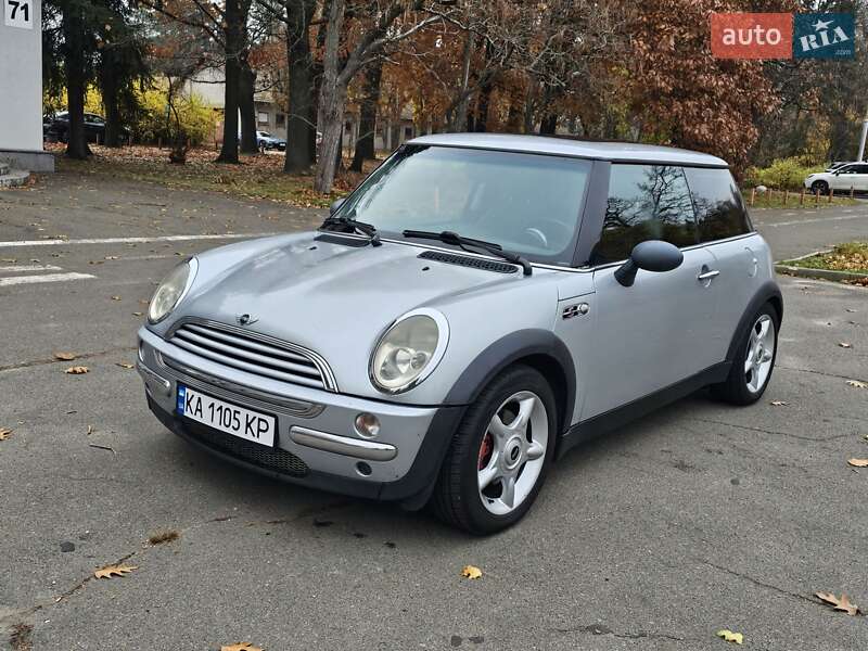 Хетчбек MINI Cooper 2004 в Києві
