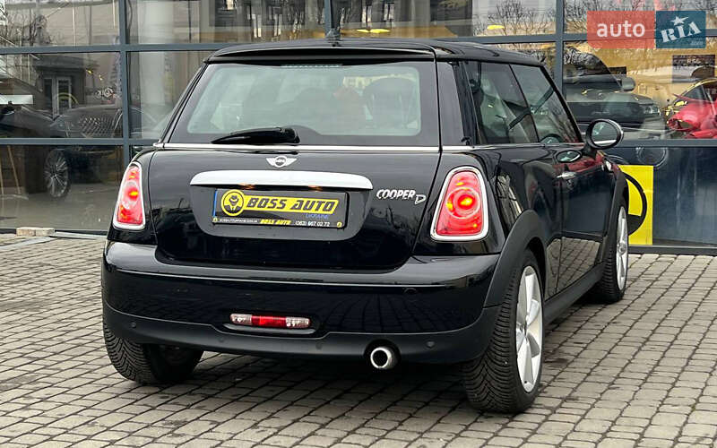 Хэтчбек MINI Cooper 2013 в Ивано-Франковске
