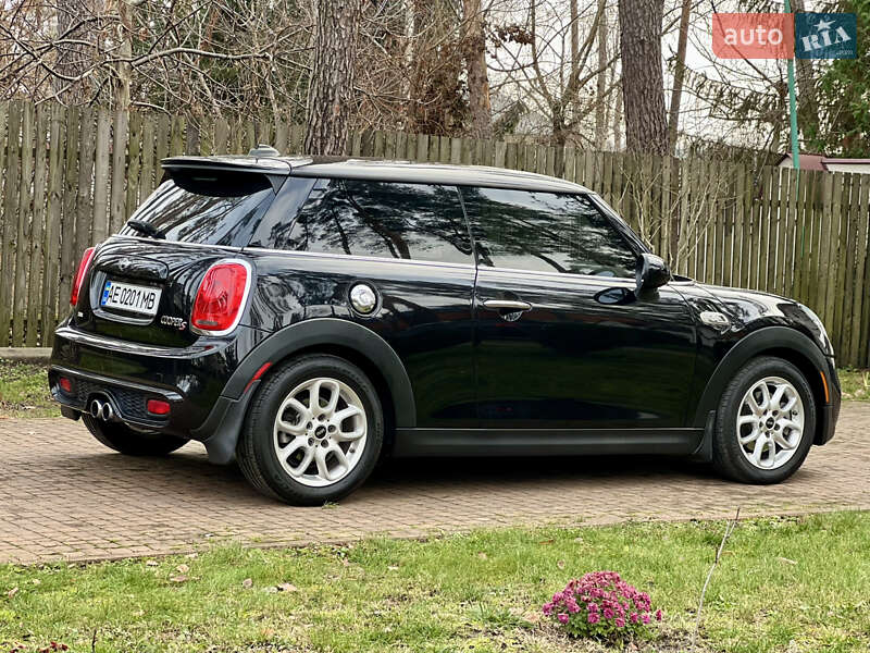 Хэтчбек MINI Cooper 2015 в Киеве