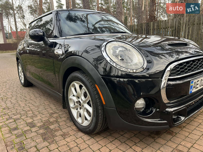 Хэтчбек MINI Cooper 2015 в Киеве