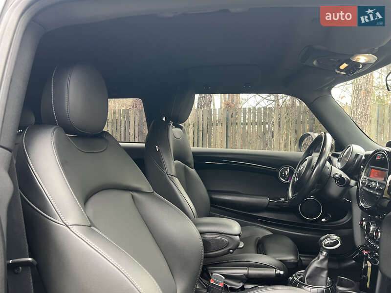 Хэтчбек MINI Cooper 2015 в Киеве