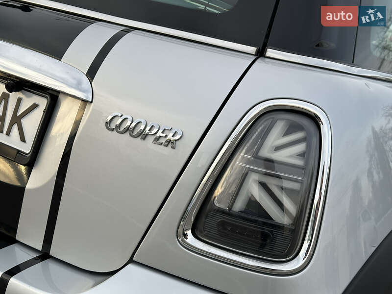 Хэтчбек MINI Cooper 2010 в Одессе