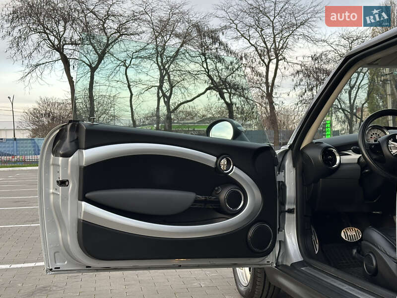 Хэтчбек MINI Cooper 2010 в Одессе