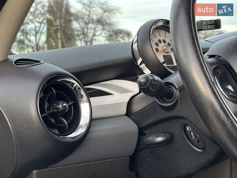 Хэтчбек MINI Cooper 2010 в Одессе