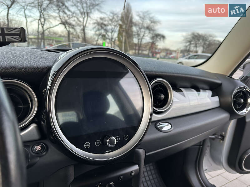 Хэтчбек MINI Cooper 2010 в Одессе
