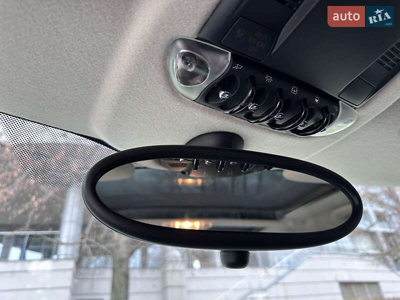 Хэтчбек MINI Cooper 2012 в Киеве