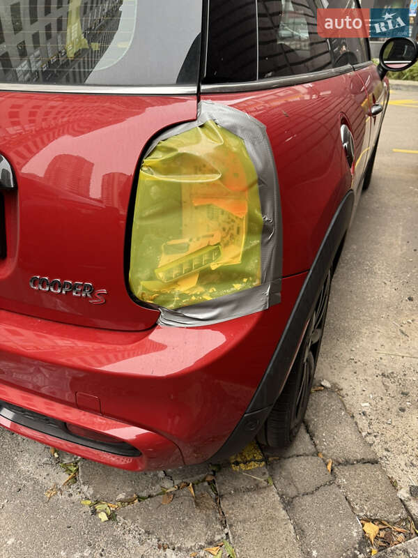 Хэтчбек MINI Cooper 2015 в Киеве