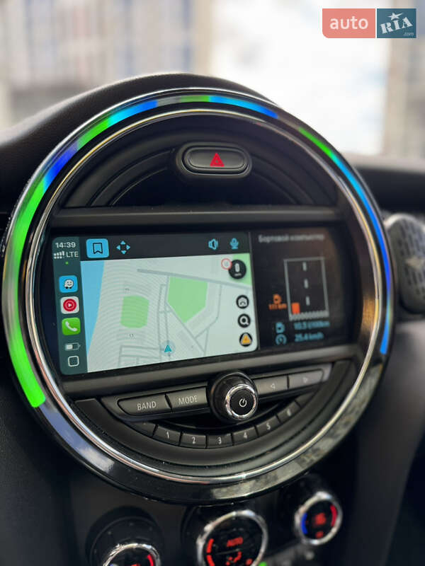 Хэтчбек MINI Cooper 2015 в Киеве