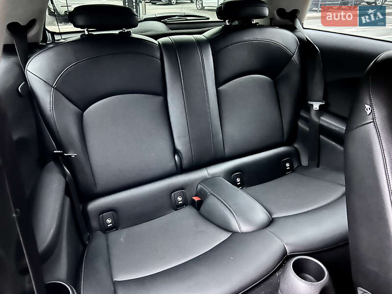 Хетчбек MINI Cooper 2014 в Києві