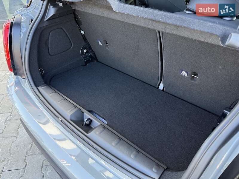 Хэтчбек MINI Cooper 2022 в Хмельницком